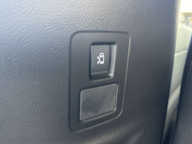 日産 セレナ ２．０ Ｘ R7年 (東海) 99