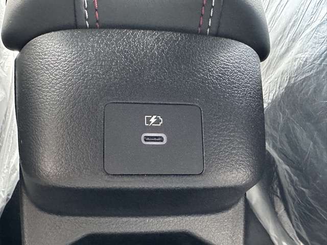 日産 ノートオーラ １．２ ＮＩＳＭＯ チューンド Ｅ－ＰＯＷＥＲ ４ＷＤ R7年 (東海) 99