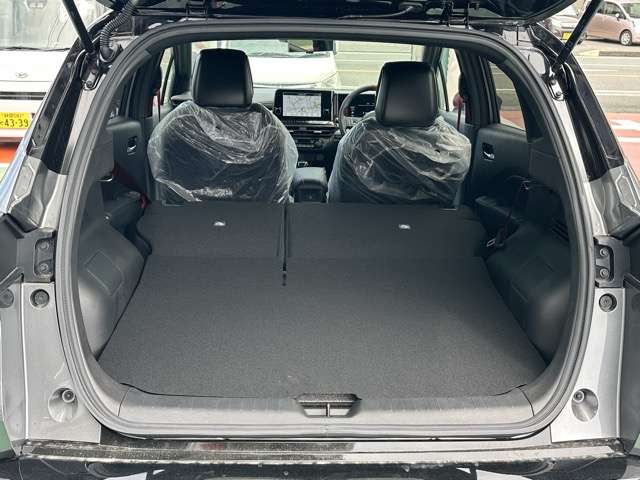 日産 ノートオーラ １．２ ＮＩＳＭＯ チューンド Ｅ－ＰＯＷＥＲ ４ＷＤ R7年 (東海) 99