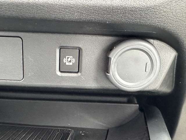 日産 ノートオーラ １．２ ＮＩＳＭＯ チューンド Ｅ－ＰＯＷＥＲ ４ＷＤ R7年 (東海) 99