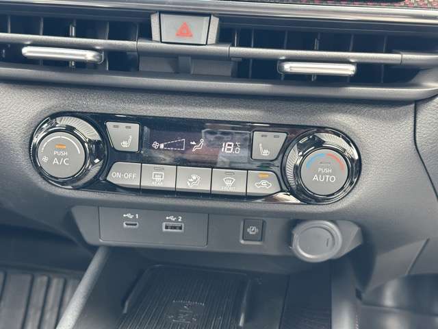 日産 ノートオーラ １．２ ＮＩＳＭＯ チューンド Ｅ－ＰＯＷＥＲ ４ＷＤ R7年 (東海) 99