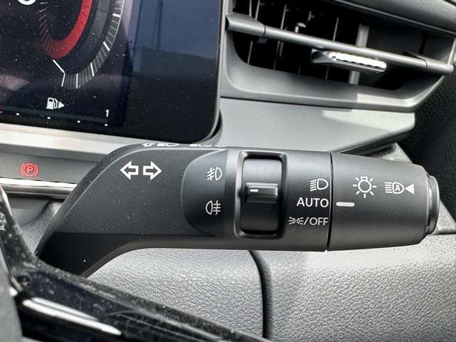 日産 ノートオーラ １．２ ＮＩＳＭＯ チューンド Ｅ－ＰＯＷＥＲ ４ＷＤ R7年 (東海) 99