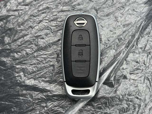 日産 ノートオーラ １．２ ＮＩＳＭＯ チューンド Ｅ－ＰＯＷＥＲ ４ＷＤ R7年 (東海) 99