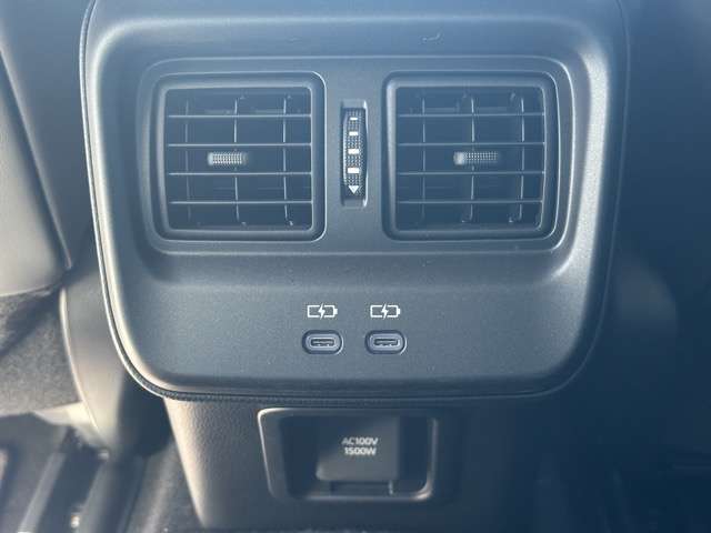 トヨタ クラウン　クロスオーバー　ハイブリッド ２．４ ＲＳ アドバンスト Ｅ－ＦＯＵＲ ＡＤＶＡＮＣＥＤ ４ＷＤ R5年 (東海) 99