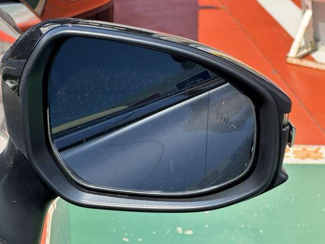 トヨタ クラウン　クロスオーバー　ハイブリッド ２．４ ＲＳ アドバンスト Ｅ－ＦＯＵＲ ＡＤＶＡＮＣＥＤ ４ＷＤ R5年 (東海) 99