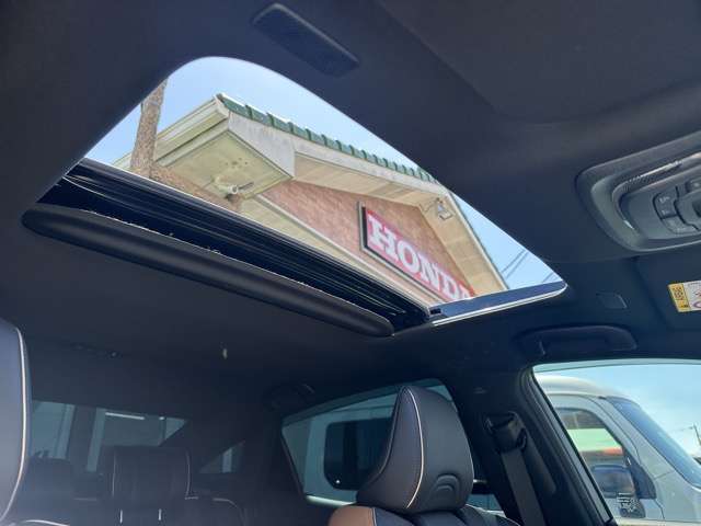 トヨタ クラウン　クロスオーバー　ハイブリッド ２．４ ＲＳ アドバンスト Ｅ－ＦＯＵＲ ＡＤＶＡＮＣＥＤ ４ＷＤ R5年 (東海) 99