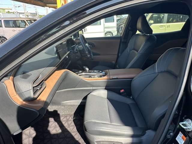 トヨタ クラウン　クロスオーバー　ハイブリッド ２．５ Ｚ Ｅ－ＦＯＵＲ ４ＷＤ R6年 (東海) 99