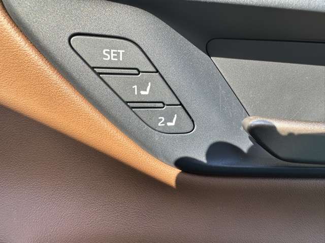 トヨタ クラウン　クロスオーバー　ハイブリッド ２．５ Ｚ Ｅ－ＦＯＵＲ ４ＷＤ R6年 (東海) 99