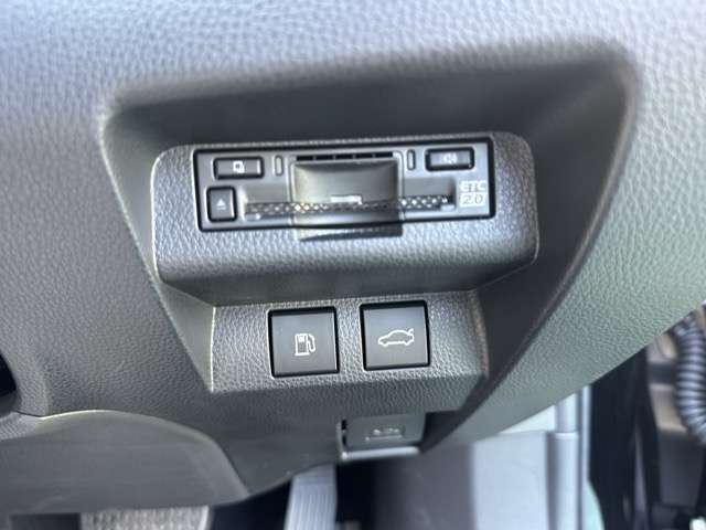 トヨタ クラウン　クロスオーバー　ハイブリッド ２．５ Ｚ Ｅ－ＦＯＵＲ ４ＷＤ R6年 (東海) 99