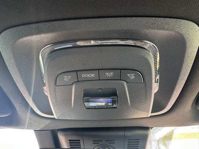 トヨタ クラウン　クロスオーバー　ハイブリッド ２．５ Ｚ Ｅ－ＦＯＵＲ ４ＷＤ R6年 (東海) 99