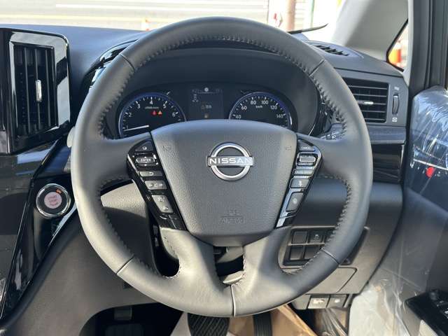 日産 エルグランド ２．５ ２５０ハイウェイスター プレミアム R7年 (東海) 99