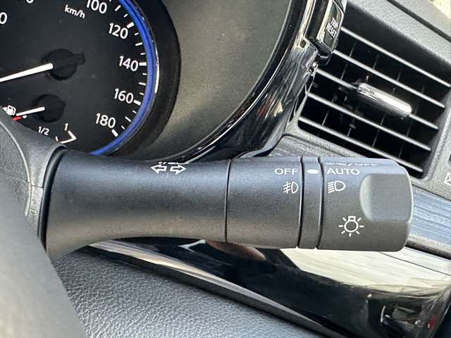 日産 エルグランド ２．５ ２５０ハイウェイスター プレミアム R7年 (東海) 99