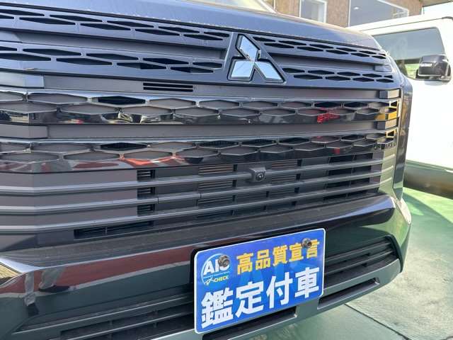 三菱 デリカ　Ｄ：５ ２．２ シャモニー 電動サイドステップ装着車 ディーゼルターボ ４ＷＤ R7年 (東海) 99