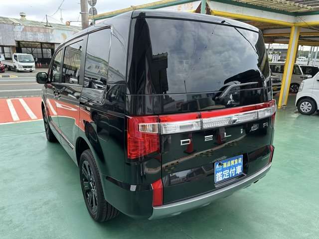三菱 デリカ　Ｄ：５ ２．２ シャモニー 電動サイドステップ非装着車 ディーゼルターボ ４ＷＤ R7年 (東海) 99