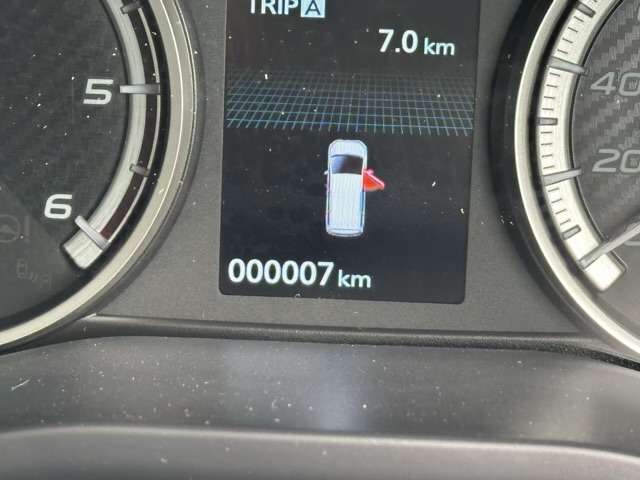 三菱 デリカ　Ｄ：５ ２．２ シャモニー 電動サイドステップ非装着車 ディーゼルターボ ４ＷＤ R7年 (東海) 99