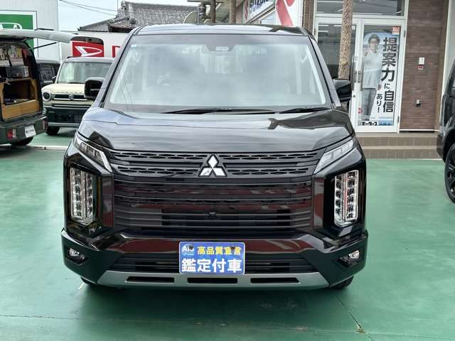 三菱 デリカ　Ｄ：５ ２．２ シャモニー 電動サイドステップ非装着車 ディーゼルターボ ４ＷＤ R7年 (東海) 99