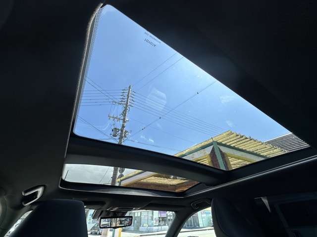 トヨタ クラウン　スポーツ　ハイブリッド ２．５ Ｚ Ｅ－ＦＯＵＲ ４ＷＤ R6年 (東海) 99