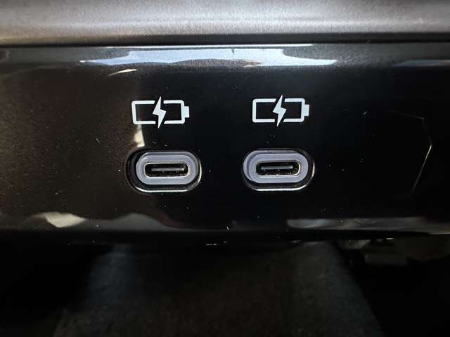 トヨタ クラウン　スポーツ　ハイブリッド ２．５ Ｚ Ｅ－ＦＯＵＲ ４ＷＤ R6年 (東海) 99