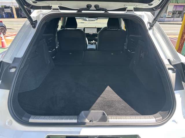 トヨタ クラウン　スポーツ　ハイブリッド ２．５ Ｚ Ｅ－ＦＯＵＲ ４ＷＤ R6年 (東海) 99