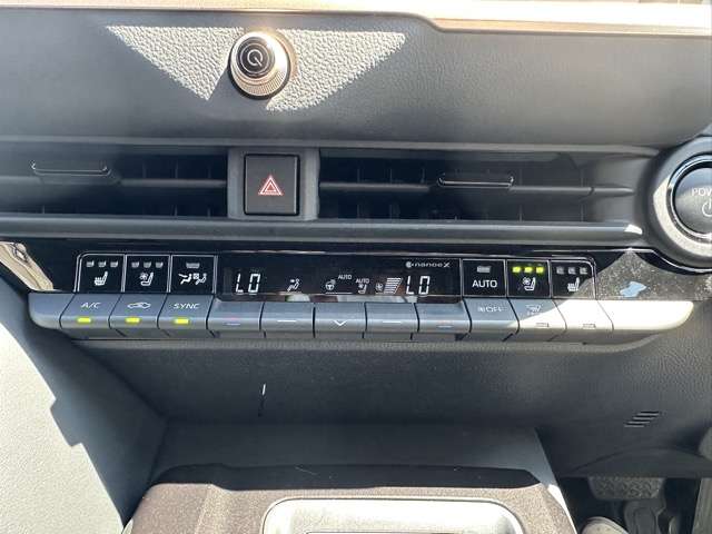 トヨタ クラウン　スポーツ　ハイブリッド ２．５ Ｚ Ｅ－ＦＯＵＲ ４ＷＤ R6年 (東海) 99