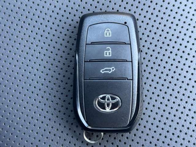 トヨタ クラウン　スポーツ　ハイブリッド ２．５ Ｚ Ｅ－ＦＯＵＲ ４ＷＤ R6年 (東海) 99