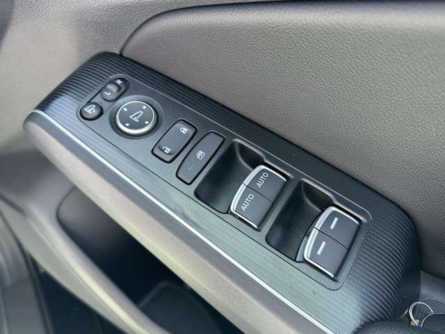 ホンダ シビック ２．０ Ｅ：ＨＥＶ R6年 (東海) 99