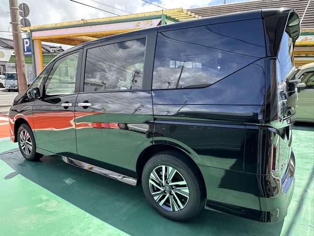 日産 セレナ ２．０ ハイウェイスターＶ ４ＷＤ R7年 (東海) 99