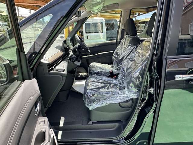 日産 セレナ ２．０ ハイウェイスターＶ ４ＷＤ R7年 (東海) 99