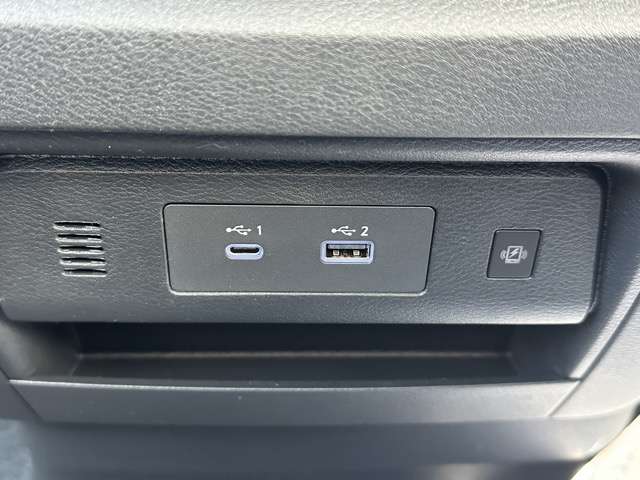 日産 セレナ ２．０ ハイウェイスターＶ ４ＷＤ R7年 (東海) 99