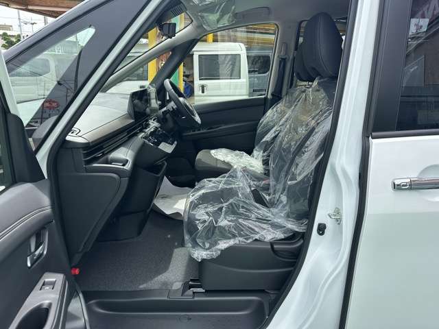 日産 セレナ ２．０ ハイウェイスターＶ ４ＷＤ R7年 (東海) 99