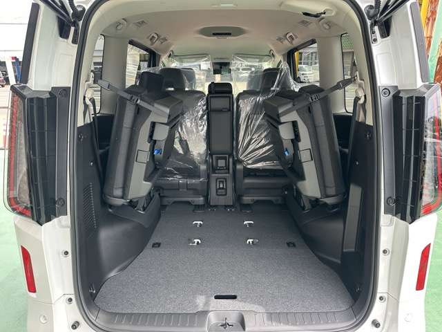 日産 セレナ ２．０ ハイウェイスターＶ ４ＷＤ R7年 (東海) 99