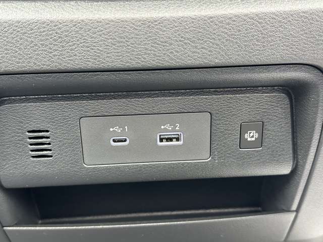 日産 セレナ ２．０ ハイウェイスターＶ ４ＷＤ R7年 (東海) 99