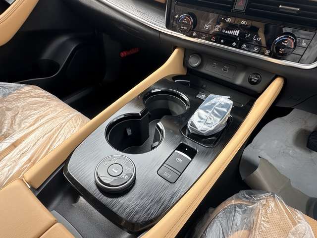 日産 エクストレイル １．５ Ｇ Ｅ－４ＯＲＣＥ ４ＷＤ R7年 (東海) 99