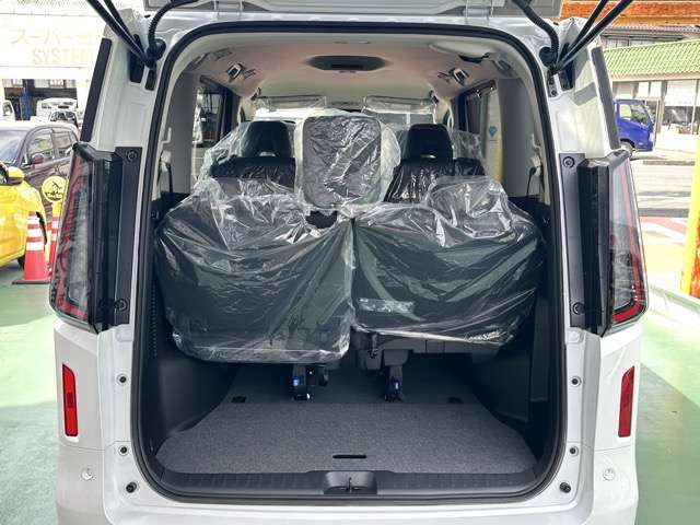 日産 セレナ １．４ Ｅ－ＰＯＷＥＲ ＡＵＴＥＣＨ R7年 (東海) 99