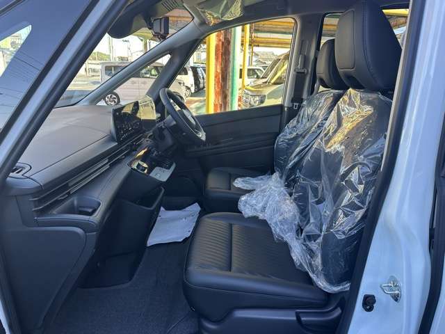 日産 セレナ １．４ Ｅ－ＰＯＷＥＲ ＡＵＴＥＣＨ R7年 (東海) 99