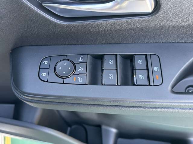 日産 セレナ １．４ Ｅ－ＰＯＷＥＲ ＡＵＴＥＣＨ R7年 (東海) 99