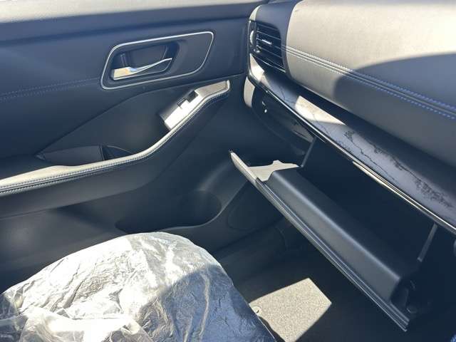 日産 エクストレイル １．５ ＡＵＴＥＣＨ アドバンスト パッケージ Ｅ－４ＯＲＣＥ ４ＷＤ R7年 (東海) 99