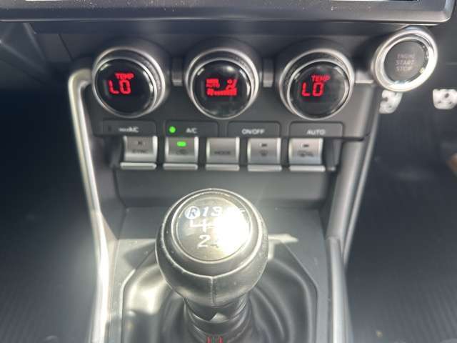 スバル ＢＲＺ ２．４ Ｓ R4年 (東海) 99