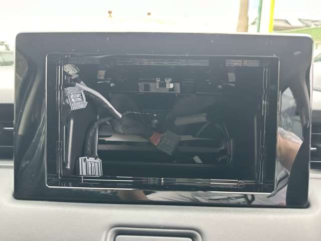 ホンダ ヴェゼル １．５ Ｅ：ＨＥＶ Ｚ R6年 (東海) 99