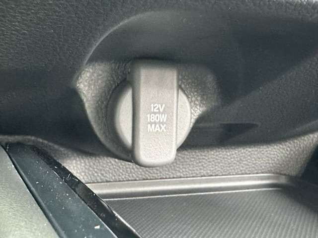 ホンダ ヴェゼル １．５ Ｅ：ＨＥＶ Ｚ R6年 (東海) 99