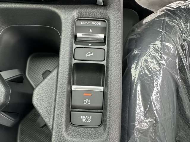 ホンダ ヴェゼル １．５ Ｅ：ＨＥＶ Ｚ R6年 (東海) 99