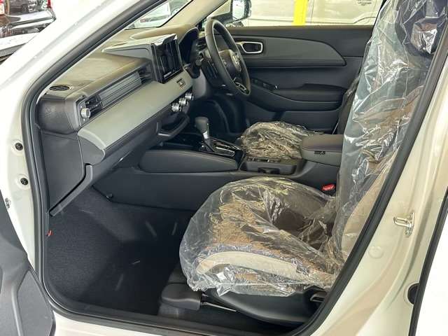 ホンダ ヴェゼル １．５ Ｅ：ＨＥＶ Ｘ ハントパッケージ R6年 (東海) 99