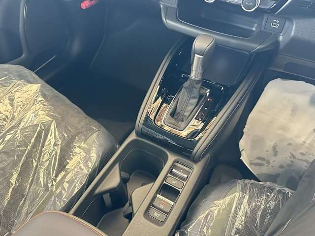 ホンダ ヴェゼル １．５ Ｅ：ＨＥＶ Ｘ ハントパッケージ R6年 (東海) 99