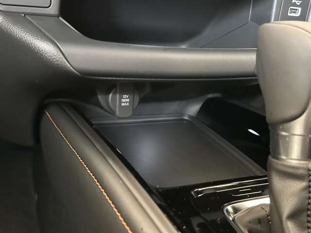 ホンダ ヴェゼル １．５ Ｅ：ＨＥＶ Ｘ ハントパッケージ R6年 (東海) 99