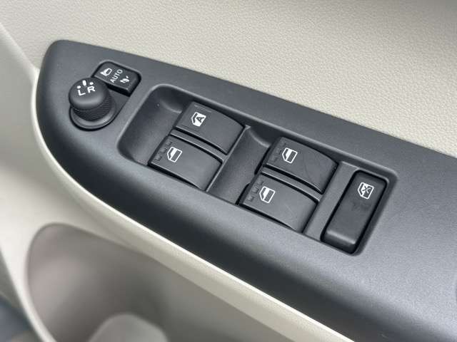 ダイハツ ブーン １．０ Ｘ R2年 (東海) 99