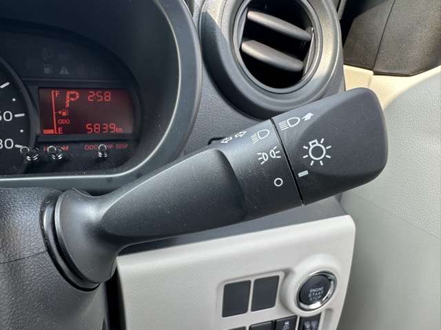 ダイハツ ブーン １．０ Ｘ R2年 (東海) 99