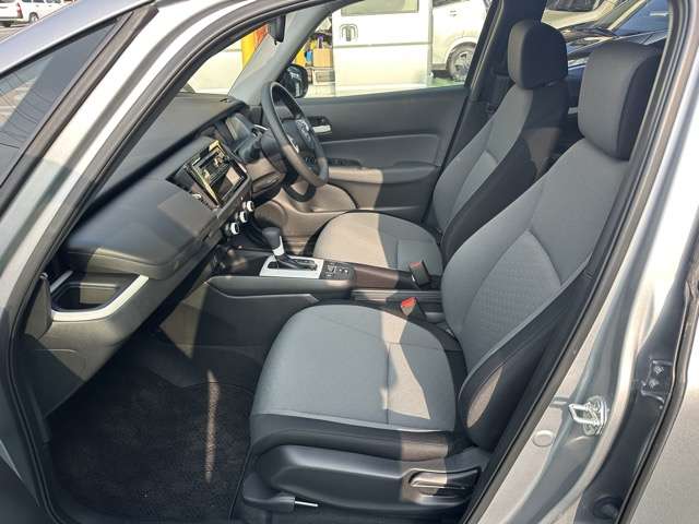 ホンダ フィット １．３ ベーシック R2年 (東海) 99