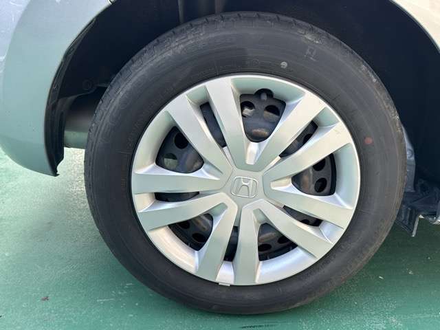 ホンダ フィット １．３ ベーシック R2年 (東海) 99