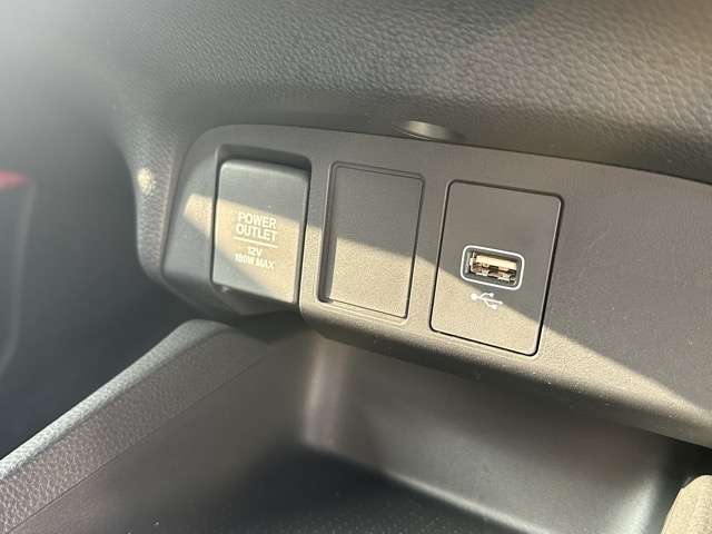 ホンダ フィット １．３ ベーシック R2年 (東海) 99