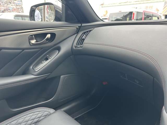 日産 スカイライン ３．０ ＮＩＳＭＯ R6年 (東海) 99